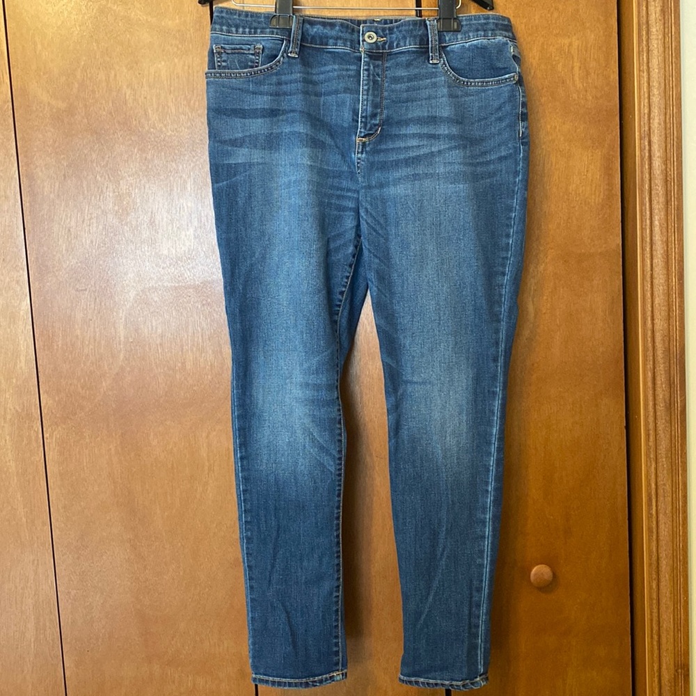 St Johns Bay skinny jeans size 14